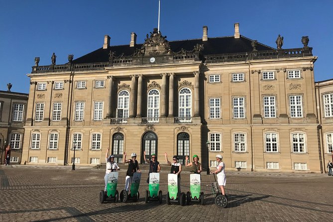 1 Hour Copenhagen Segway Tour - Amalienborg Palace Museum: the wave-and-snapshot moment