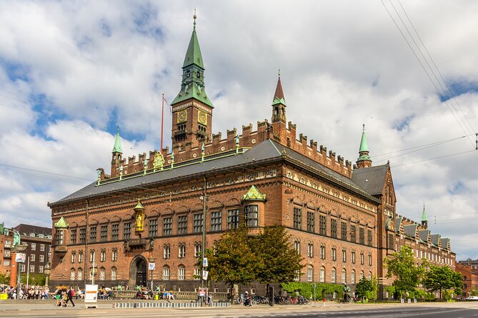 2-Hour Walking Introduction to Copenhagen and its Main Sights - Holmens Kirke: Where Royals and Prime Ministers Connect