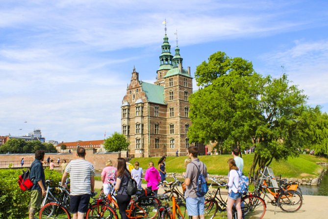 3-hour Copenhagen City Highlights Bike Tour - TorvehallerneKBH food hall: a break that fits the ride