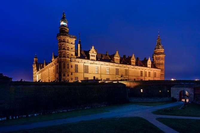 4-Hour Private Hamlet Castle Tour from Copenhagen - Price and Group Size: Is $650 a Good Deal?