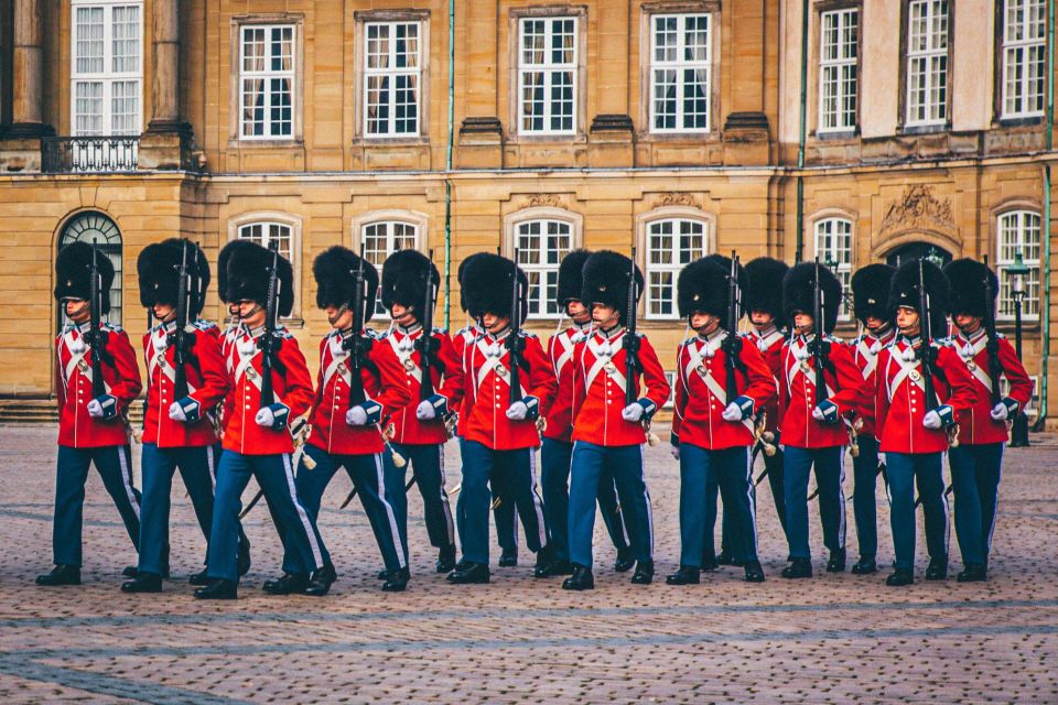 Best of Copenhagen Biking Tour-3 Hours, Small Group max 10 - The Undiscovered Copenhagen Moments You’ll Actually Remember