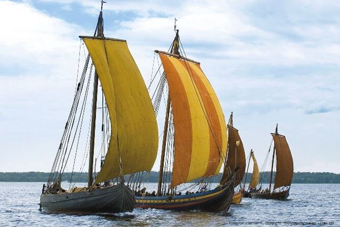 Cathedral ,Viking ships Tour, Palace and Castle (April) - Frederiksborg Castle in Hillerød: Renaissance rooms at your own pace