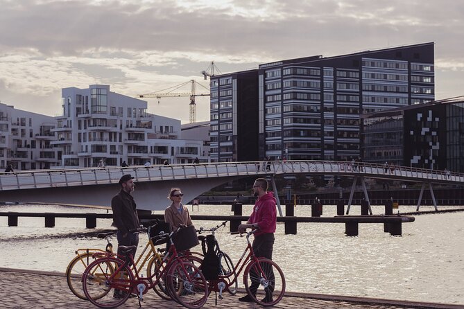 Copenhagen Architecture and Sustainability Tour with local Guide - Stop 7: Cykelslangen and the logic of bike-first bridges