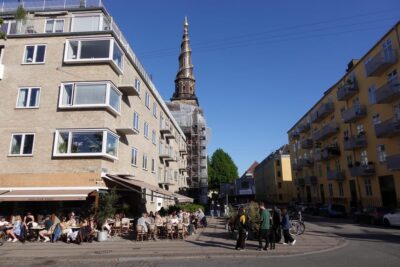 Copenhagen: Christiania & Christianshavn Guided Walking Tour - Meeting outside the blue house: start where locals start