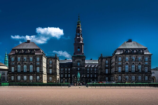 Copenhagen & Christiansborg Palace Private Walking Tour - Højbro Plads: a fire-era square and Bishop Absalon’s statue