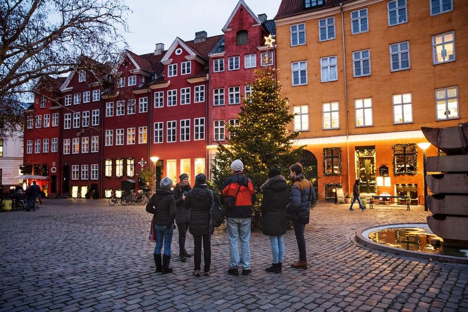 Copenhagen: Christmas Walking Tour with Treats and Drinks - Price and value: what you get for $78 in 3 hours