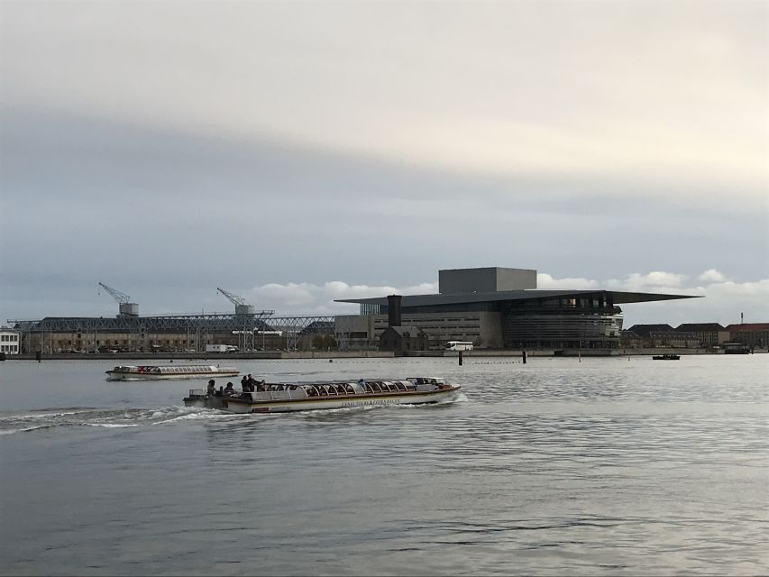 Copenhagen: Classic Canal Tour & The Harbour - From Ved Stranden pier 4: the meeting point that keeps things simple