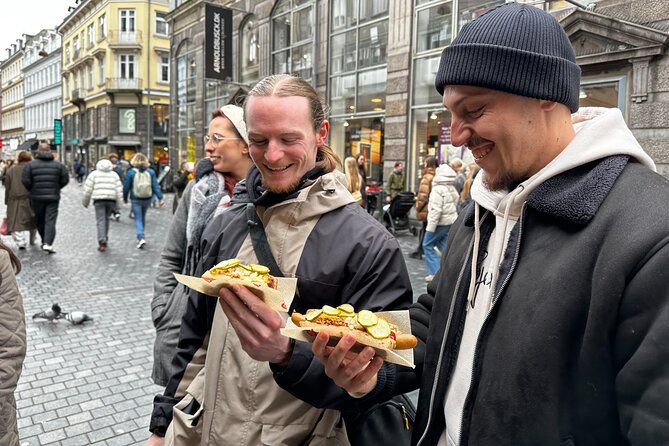 Copenhagen Culinary Food Tour with 6+ Tastings of Danish Classics - Kongens Nytorv and the short pause before the finale