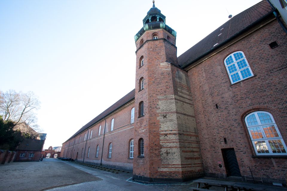 Copenhagen: Danish War Museum Entry Ticket - Entering Tøjhus Arsenal: Why the Building Changes the Mood