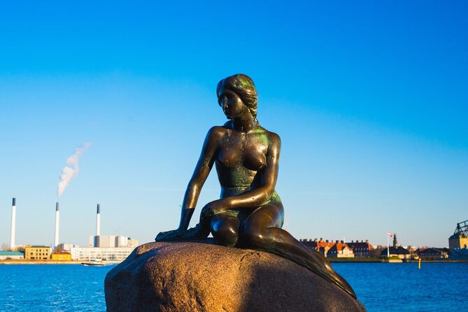 Copenhagen Little Mermaid Exploration Game and Self-Guided Tour - Ending at The Little Mermaid, Langelinie: the payoff shot
