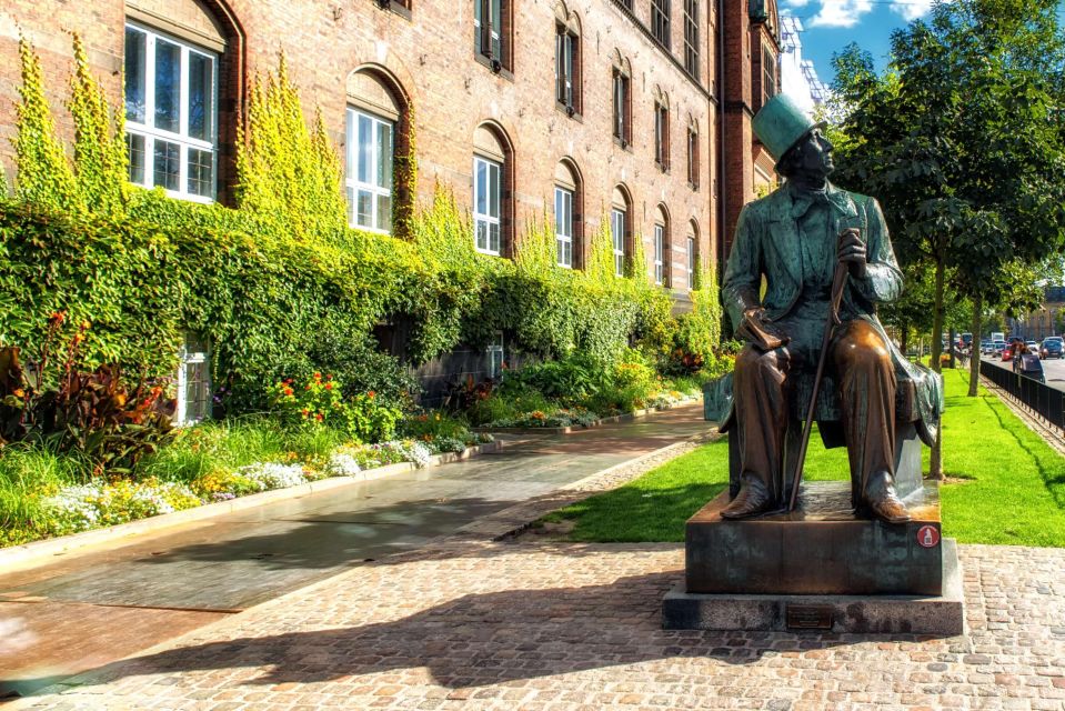 Copenhagen: Old Town and Nyhavn Private Family Tour - The Old Town Walking Game Plan: Stories, Riddles, and Kid-Friendly Pacing