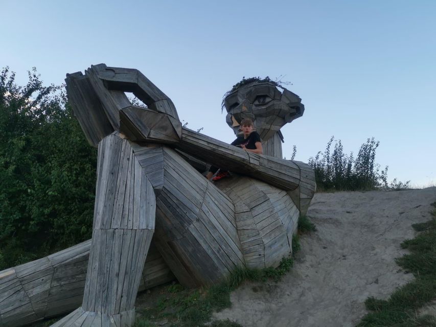 Copenhagen: The Six Forgotten Giants Hunt and Nature Walk - Meeting in town, then heading out: how the 4-hour rhythm works