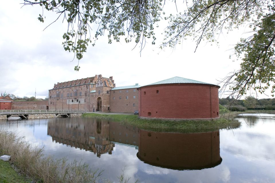 Copenhagen: Tour Across the Øresund Bridge to Lund and Malmö - Shopping time on Sodergatan and the Hansa mall connection