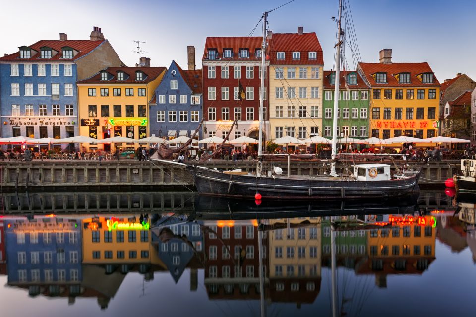 From Copenhagen: 4-hour Private Hamlet Castle Tour - From Copenhagen to Helsingør: the train ride that keeps stress low
