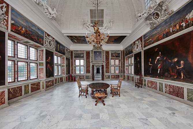 Grand Day Trip around Copenhagen - Small-group pacing: why the guide keeps the day smooth