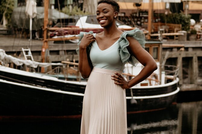 Photoshoot around Copenhagen's Iconic Locations - Nyhavn Canal Color: your first 20 minutes of photo magic