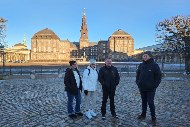 Walk & Canal Tour: Copenhagen Highlights + Changing of the Guards - Marble Church (Frederiks Kirke) and Amalienborg: architecture with alignment tricks